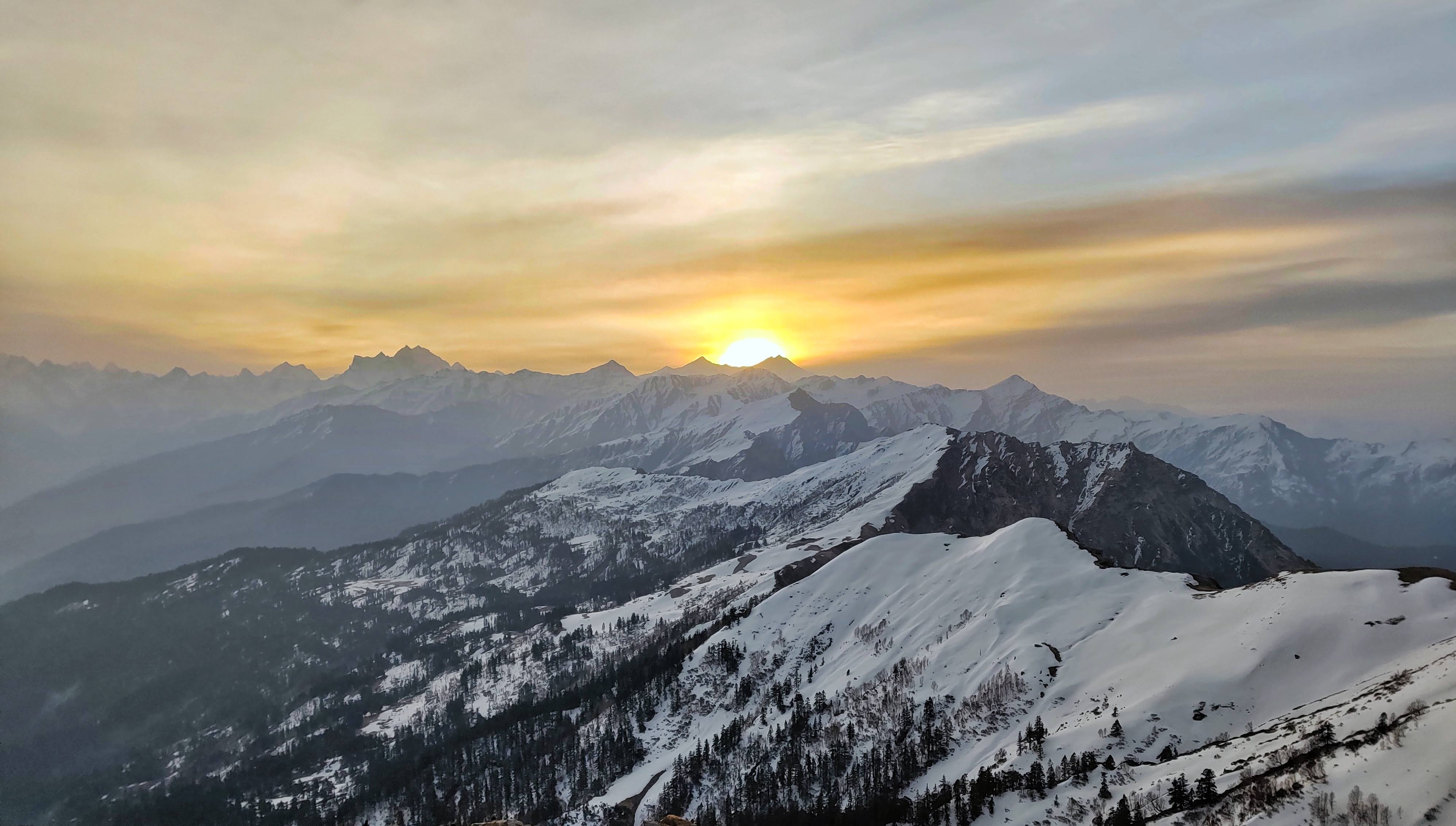 Sunrise from the Kedarkantha peak